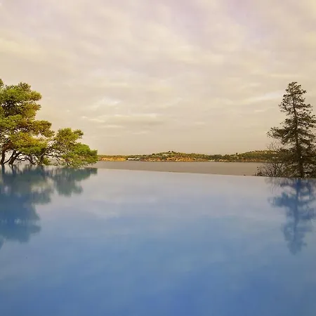 Θέρετρο Arion & Spa, Astir Palace 5*